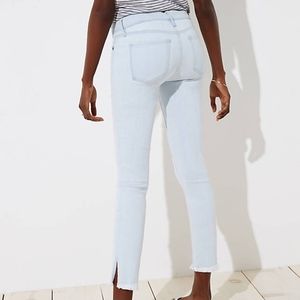 NWT - Loft - Modern Slit Frayed Skinny Crop Jeans - 24